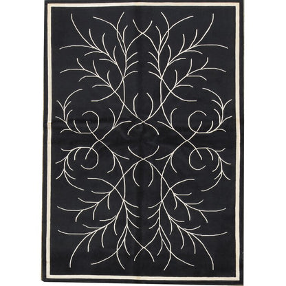 Black and White Color Design  Hand-Tufted  Wool Area Rug
