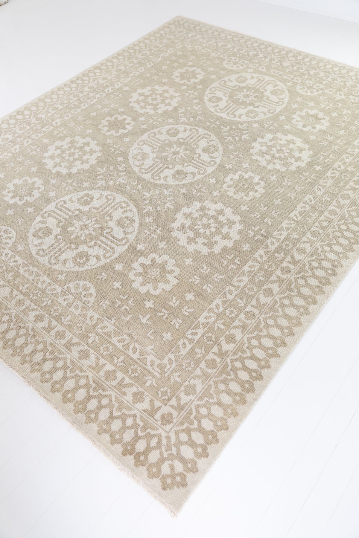 L-030 CLEO Hand Knotted Rug