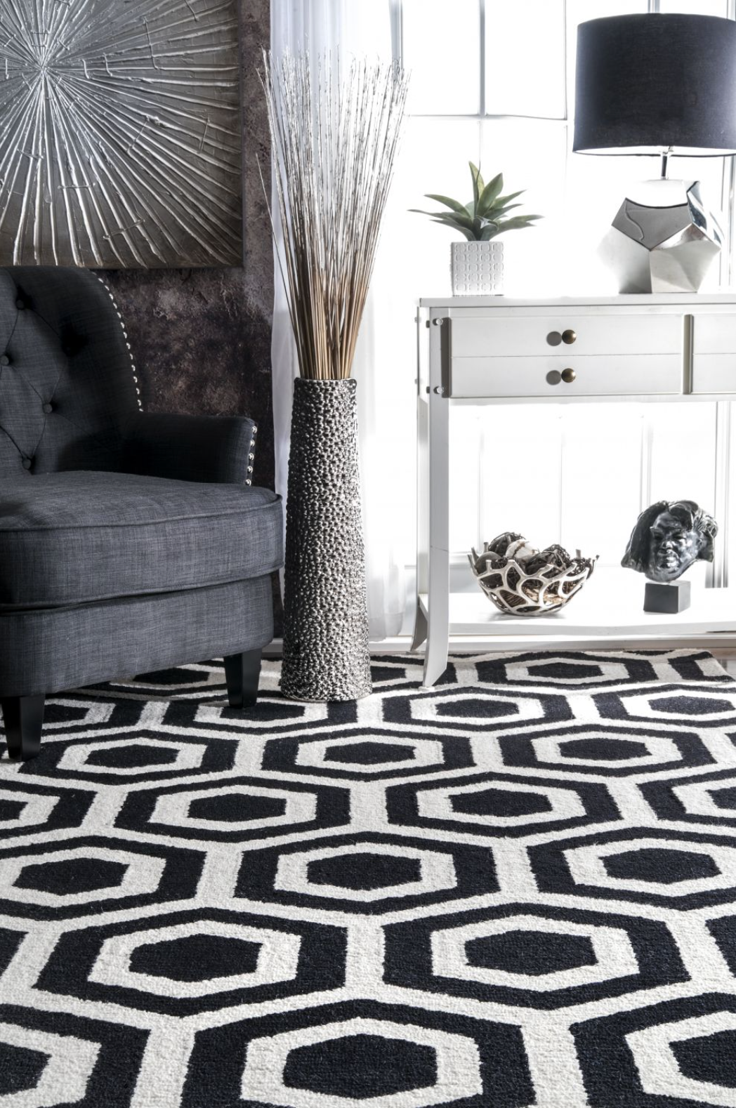 Black Honeycomb Trellis Area Rug