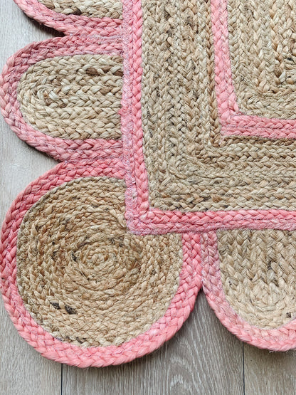 L-20 PINK SCALLOPED JUTE Handwoven