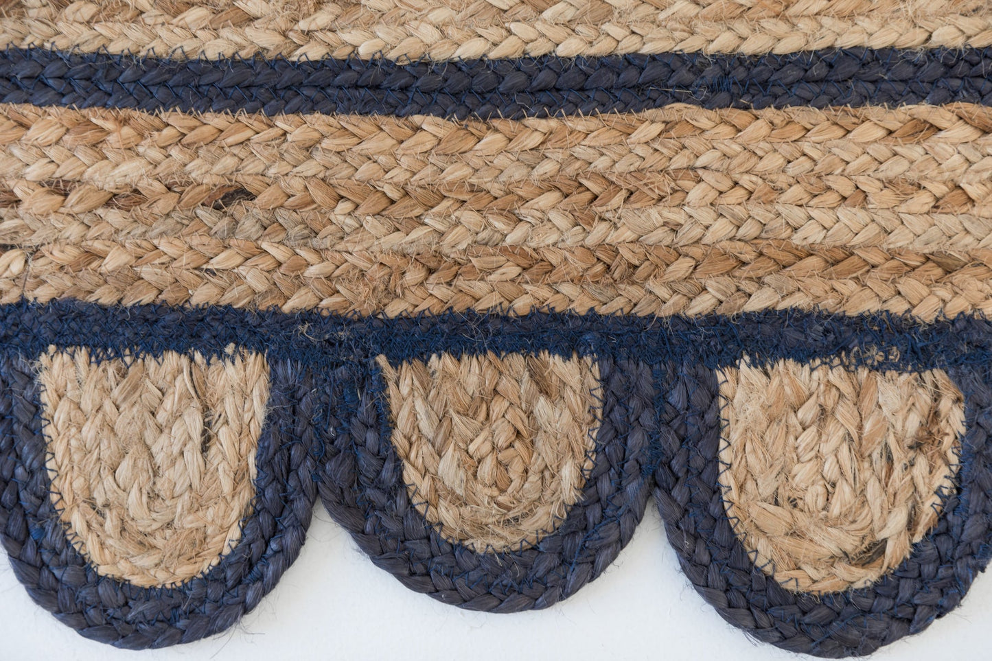 L-014 NAVY SCALLOPED JUTE Handwoven Rug