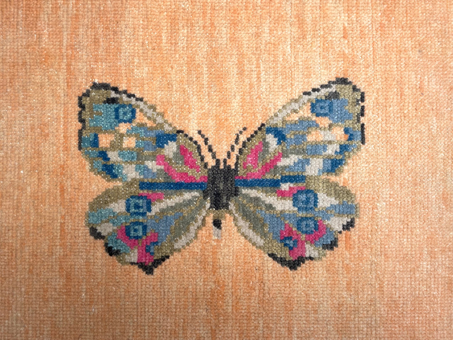 L-028 BUTTERFLY MINI IN CANTALOUPE Hand Knotted Rug