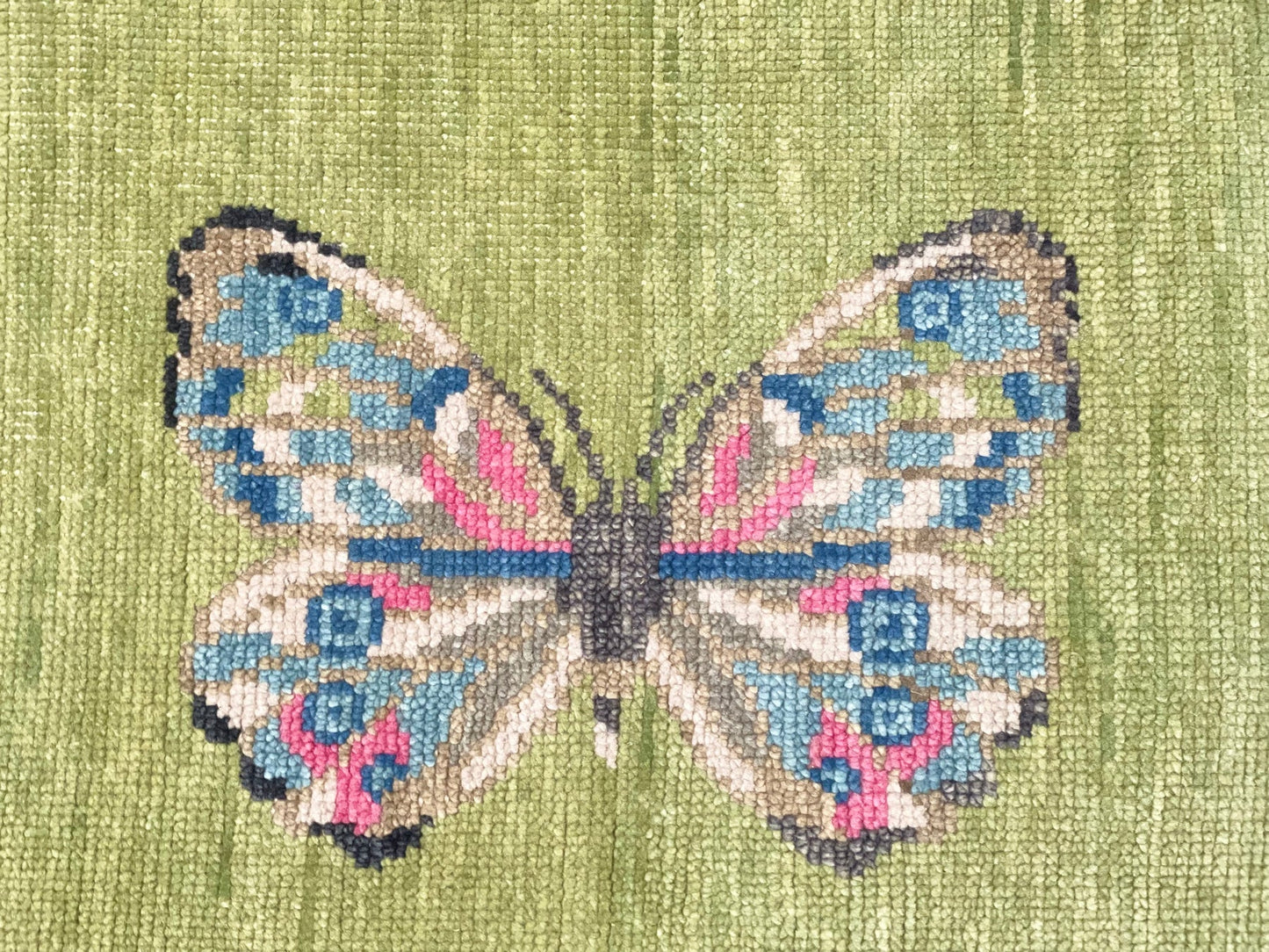 L-026 BUTTERFLY MINI APPLE GREEN hand Knotted Rug